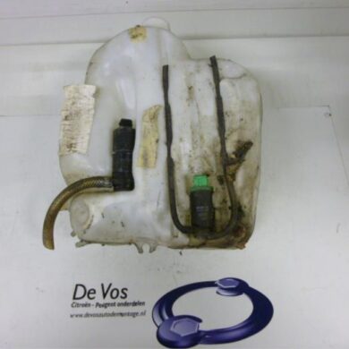 Peugeot 406 2.1 dT Ruitensproeiertank voor 1997 643184