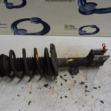 Peugeot 5008  Front shock absorber rod, right 2015 9807734680