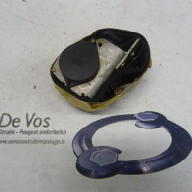Peugeot 205  Front seatbelt, right 1990 8971RV