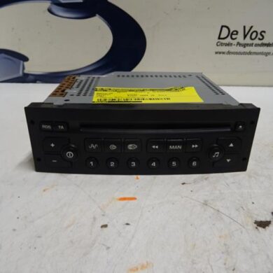 Peugeot 1007 1.4 Radio CD Speler 2006 6564RT-6564RV