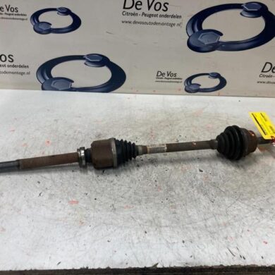 Peugeot 208  Aandrijfas rechts-voor HNZ 2015 9801048680-1612690280 20ET26