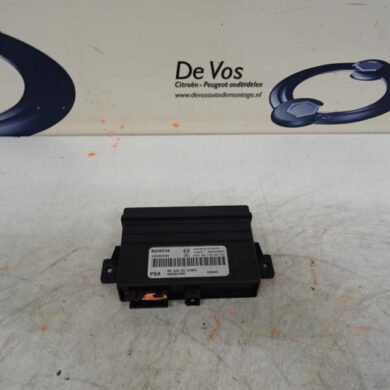 Peugeot 308  PDC Module 2011 1606500580-1606500680