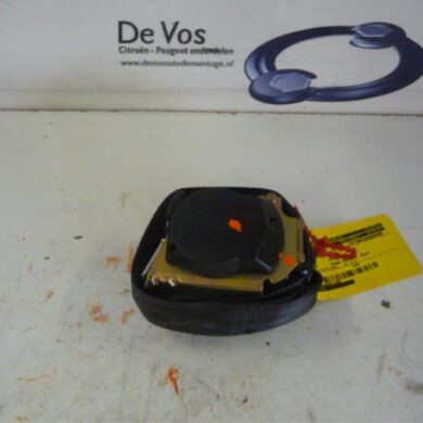 Citroen Picasso 1.8 16V Rear seatbelt, left 2002 8973SA