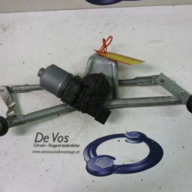 Peugeot 206 1.4 16V Scheibenwischermotor vorne 2004 6405N5