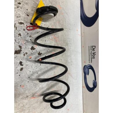 Peugeot 3008  Rear coil spring 2021 9815577980