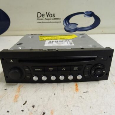 Peugeot 3008  Radio CD player 2013 16108009XT