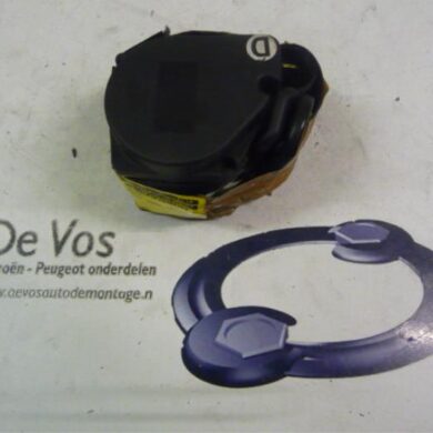 Citroen Xantia 1.8i X,SX,Harmonie,Sensation 16V Rear seatbelt, right 1999 8972TN