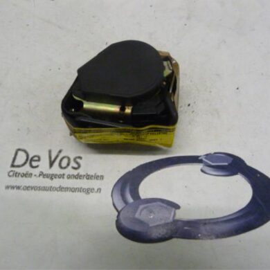 Peugeot 206 1.6 16V Veiligheidsgordel links-achter 2004 8974HV