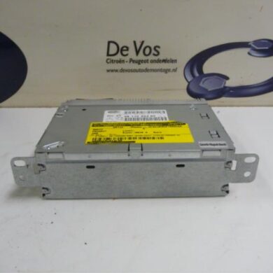 Peugeot 208  Radio 2015 1613467480