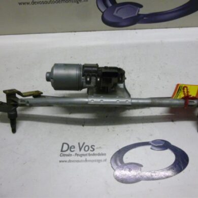 Citroen C5 2.0 HDiF 16V Front wiper motor 2006 6405J2