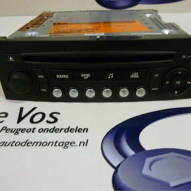 Peugeot 207 1.4 16V Radio CD Speler 2007 6564ZT-6564ZS