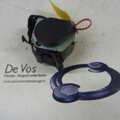 Peugeot 308 1.6 HDi Rear seatbelt, left 2011 8975N1-8975GX