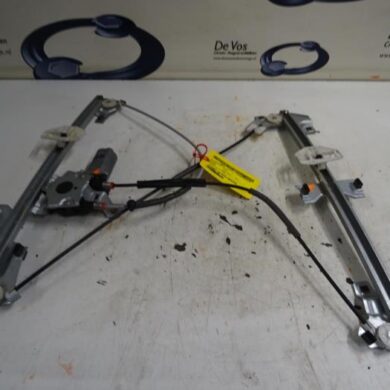 Peugeot Partner 1.6 HDI 75 Window mechanism 4-door, front right 2012 9221G1