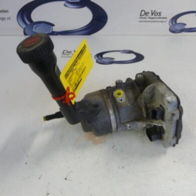 Peugeot 308  Power steering pump 5FW 2008 400858