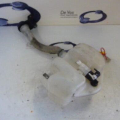 Peugeot 807  Front windscreen washer reservoir 2006 6431D3