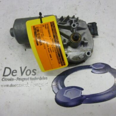 Peugeot 308 1.6 VTI 16V Front wiper motor 2008 6405HY