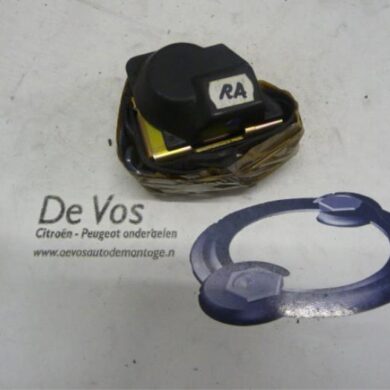 Peugeot 406 1.8 S,SL,ST,STX 16V Veiligheidsgordel rechts-achter 2000 8973S3