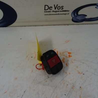 Peugeot Bipper  Schakelaar 2013 6490H7-6490G3