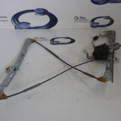 Peugeot 206 1.4 XR,XS,XT,Gentry Ruitmechaniek 4Deurs rechts-voor 2001 9222F8