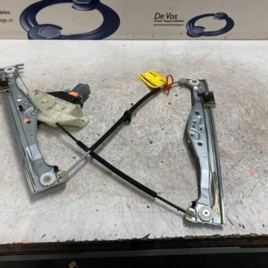 Citroen C4 Cactus 1.2 PureTech 82 12V Ruitmechaniek 4Deurs rechts-voor 2018 9810287480