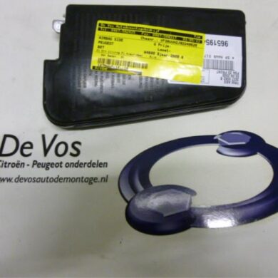 Peugeot 607 2.7 HDi V6 24V Side Airbag 2009 8216HF