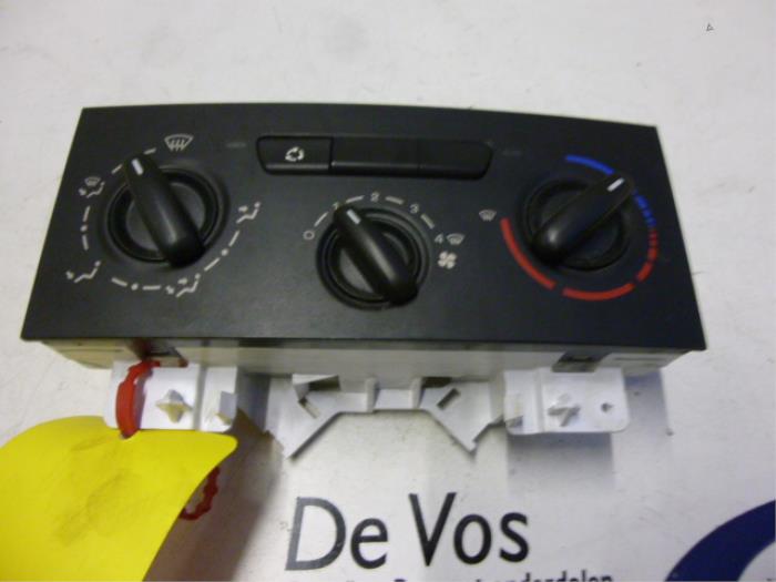 Commande De Chauffage Pour Peugeot Expert 2 - Référence 6451XN - Occasion état Bon - Garantie 12 Mois
