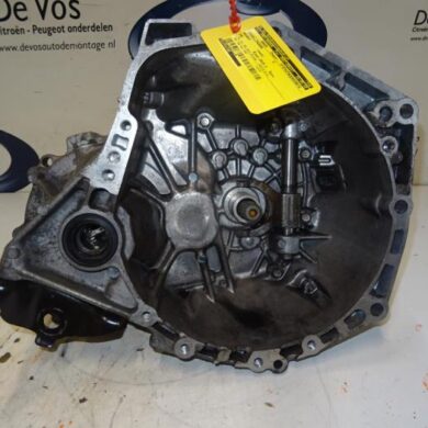 Peugeot 108  Versnellingsbak CFB 2015 1611551780