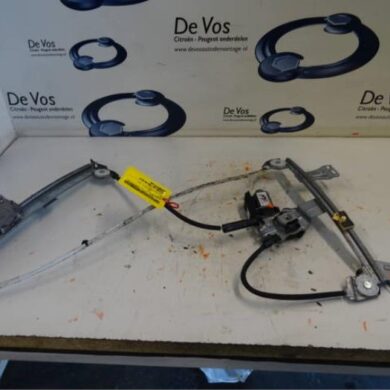 Peugeot 207  Window mechanism 2-door, front left 2012 9221GL