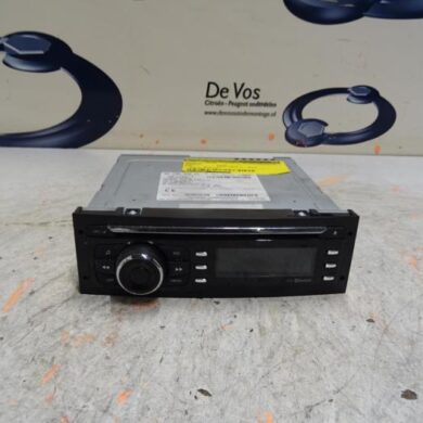 Peugeot iOn  Radio CD player 2012 98031964ZD