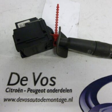 Citroen Xantia  Ruitenwis Schakelaar 2000 6239H5