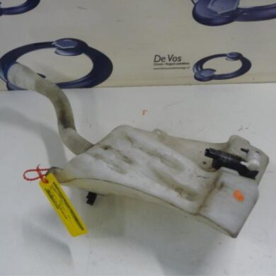 Citroen DS5  Front windscreen washer reservoir 2013 6431Q2