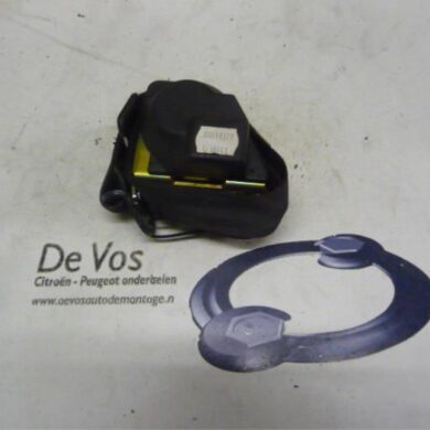 Peugeot 406 1.8 16V Veiligheidsgordel links-achter 2002 8974CZ
