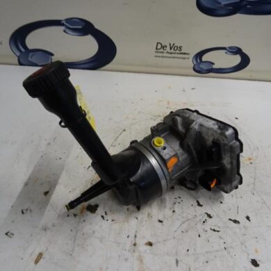 Peugeot 308 1.6 VTI 16V Power steering pump 5FW 2010 400847