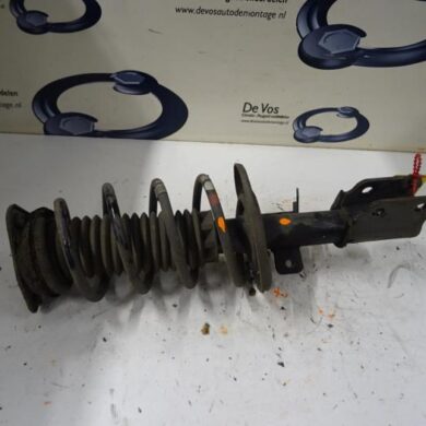 Peugeot 308  Stoßdämpferstrebe links vorne 2015 9810683780