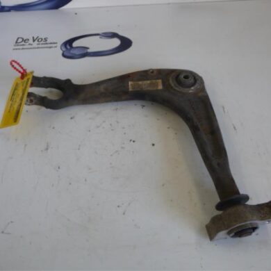 Peugeot 407  Front wishbone, left 2006 1607305380-3520S8