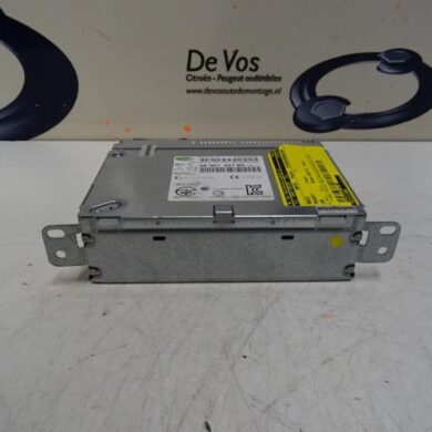 Peugeot 208  Radio 2013 1612111680-1616372280