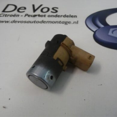 Peugeot 207  PDC Sensor 2011 6590KY