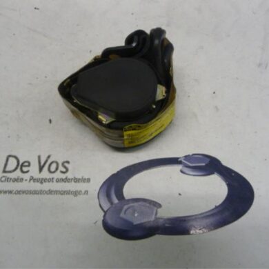 Peugeot 207 1.6 HDi 16V Rear seatbelt, right 2006 8975X4
