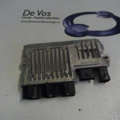Peugeot 5008  Start/Stopp Steuergerät 9HD9H05 2014 9805721280