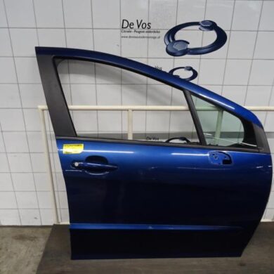 Peugeot 308  Front door 4-door, right 2009 9004CC