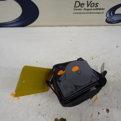 Citroen DS4  Rear seatbelt, right 2011 8975ZR-8976C2