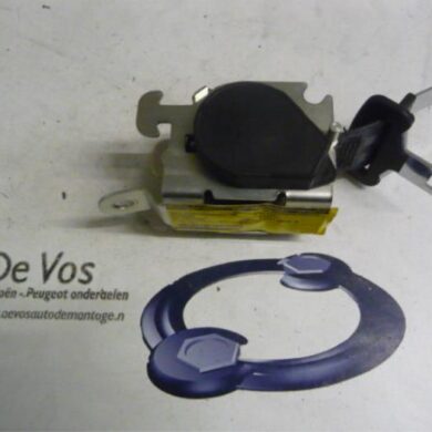 Citroen C3 Picasso  Veiligheidsgordel midden-achter 2010 8975ET