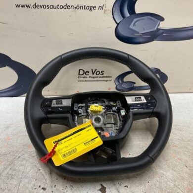 DS Automobiles DS3 Crossback 1.2 12V PureTech 130 Steering wheel 2019 98258019ZE