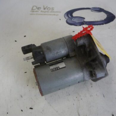 Peugeot 208  Starter ZMZZM01 2013 9688477380