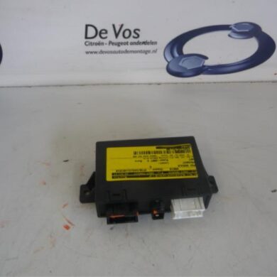 Peugeot 407  PDC Module 2007 6590K8-6590T8