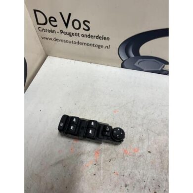Peugeot 3008  Kombischalter Fenster 2018 98319739ZD-98248411ZD