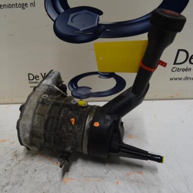 Peugeot RCZ  Power steering pump RHH 2012 1606946880-1673607380
