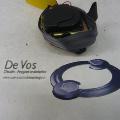 Citroen Picasso 1.8 16V Rear seatbelt, left 2003 8974E3