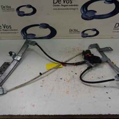 Peugeot 207  Ruitmechaniek 2Deurs rechts-voor 2010 9222GH