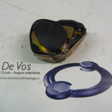 Peugeot 607 2.2 16V Rear seatbelt, right 2001 8974AY